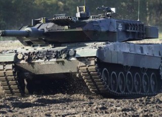俄罗斯淡化西方在坦克上的举动，再次攻击乌克兰