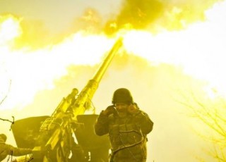 乌克兰战争：美国向基辅提供更多弹药，担心库存短缺